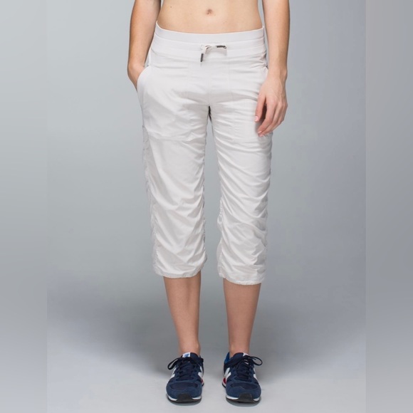 lululemon athletica Pants - Lululemon NWT Dance Studio Crop *Lined Size 10, Dune